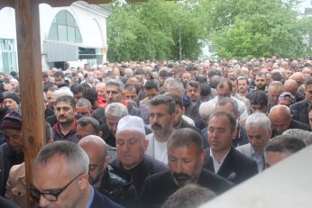 Annesini Anneler Günü’nde toprağa verecek 