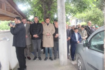 Annesini Anneler Günü’nde toprağa verecek 