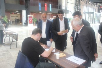 Baskın listeli seçimde bir dalya fark yedi: 111 - 211