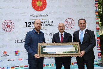 Hakkımızı ahirette alırız 