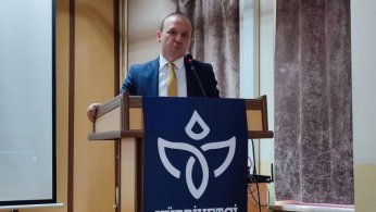 Hürriyetçi Eğitim – Sen’in  önünü kesmek içindi. Açıldı