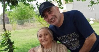 Atila Temur annesini kaybetti