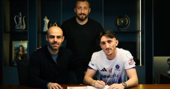 Sol beke Adıgüzel geldi Sol kanata Altıntaş yolda