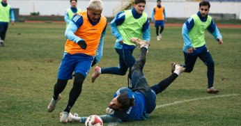 Oynamadan kazandık  Yerimizde saydık