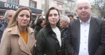 Akse’ye İYİ Parti çıkartma yapıyor