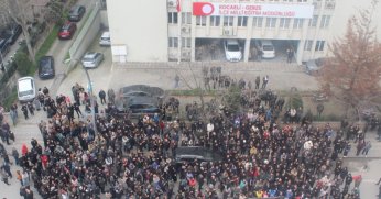 Örtmeyin. Aydınlatın. 