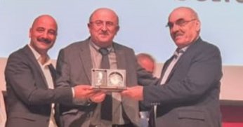 Demokrasiyi araç olarak  kullanma DP ile başladı