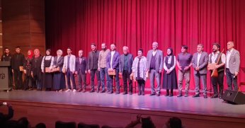 Zulme şiirleriyle direndiler