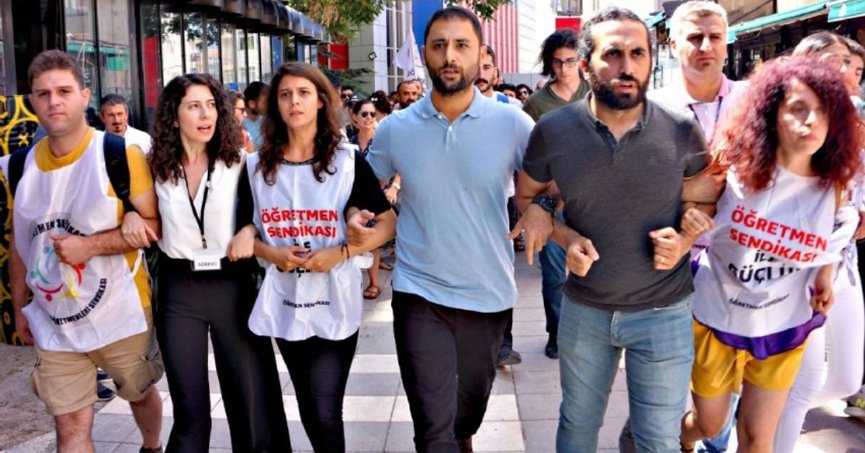 Özel sektör öğretmenleri  Ankara’ya yürüyor