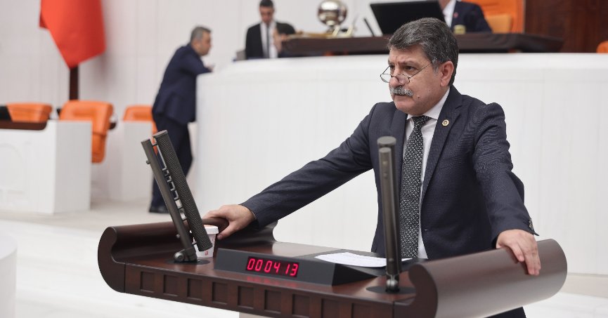 Emeklinin lokması sarayın korumasına!