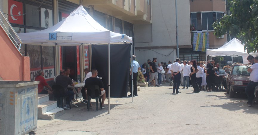 Tuncer Saltaş üç Hüseyin Cihan Özaltan bir mahallede kazandı