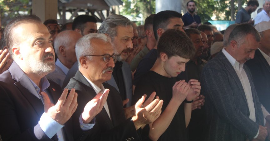 Cemalettin Kaflı toprağa verildi 