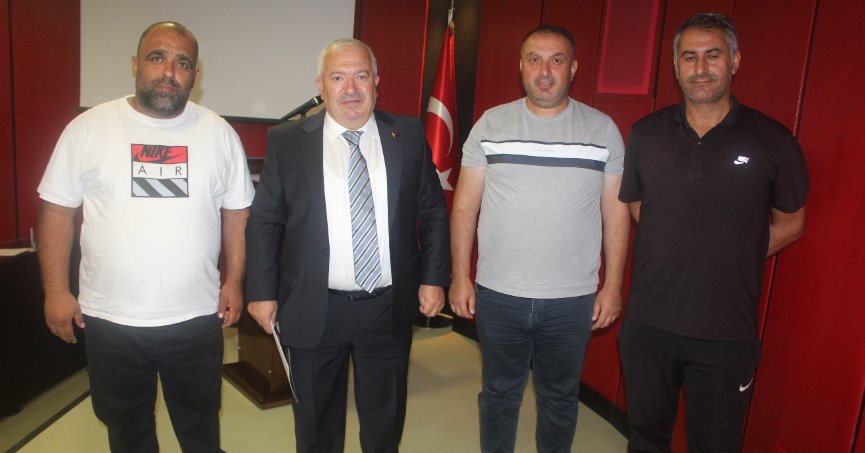 Direnişteyiz. Biz de destek isteriz