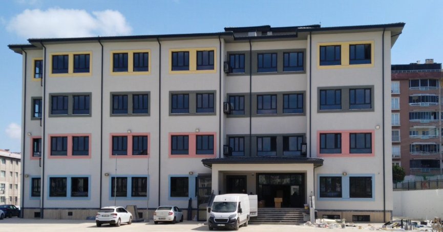 Yenikent’te yeni okula ilk kayıtlar alınıyor