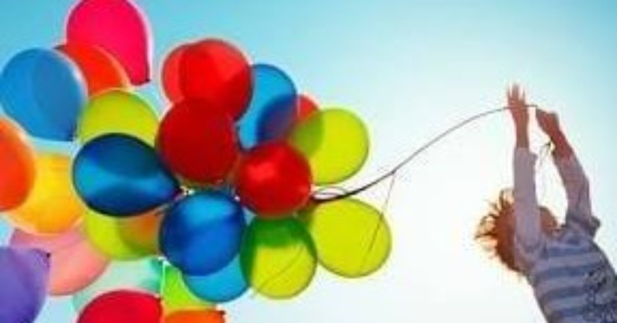 Kağan için umut balonları  gökyüzüne yükseliyor