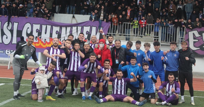 3’ncü Lig’e AZ kaldı AZ 