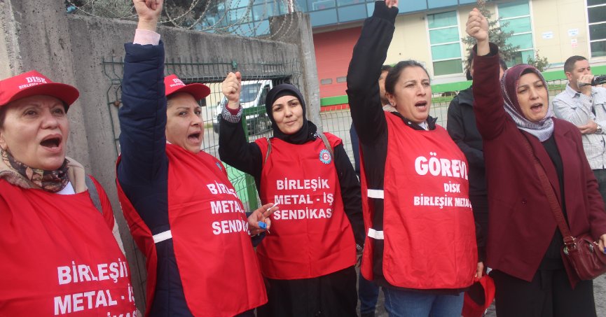 Sanki harçlık dağıtıyor!