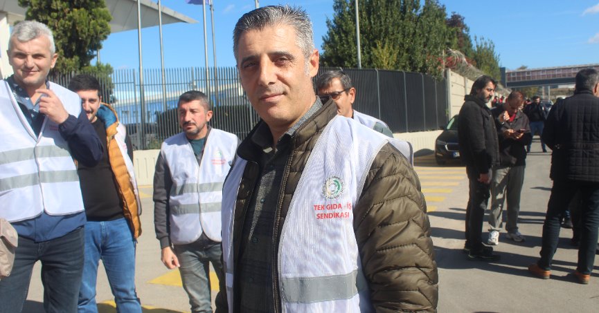 Aranan sendika Ünal Arasan ile direnişte bulundu 