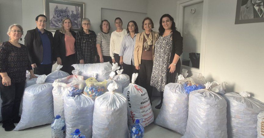 Çuvallarca kapak Düzce’de “burs” olacak