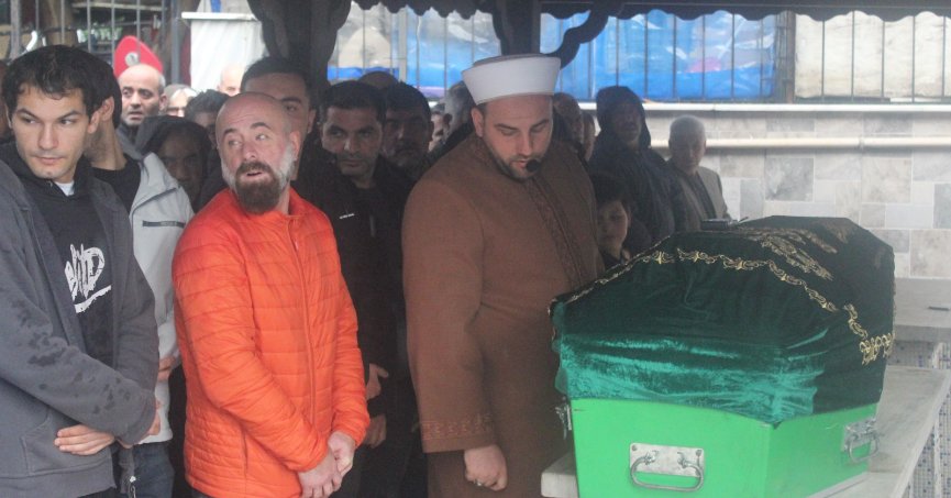 Emekli öğretmen Mevlüt Çiftçi toprağa verildi 