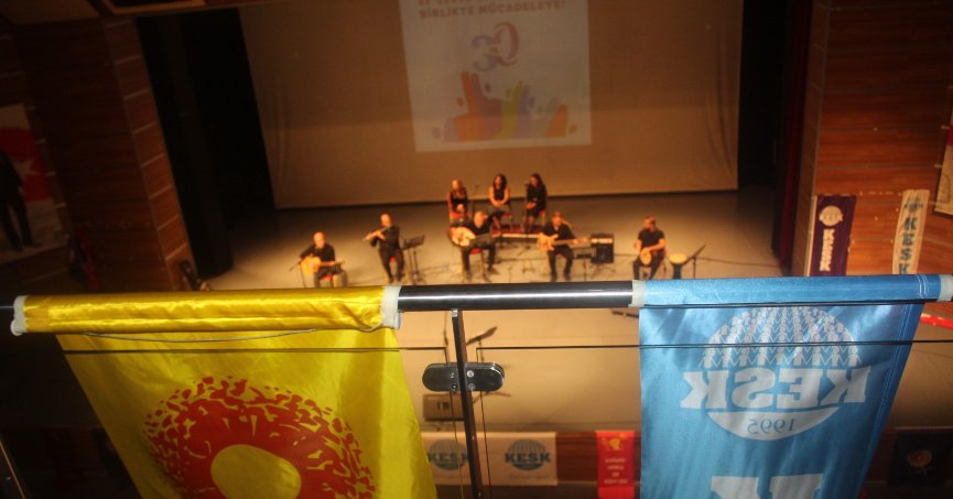 Savunmada ve sanatta:  Böyledir bizim sevdamız!