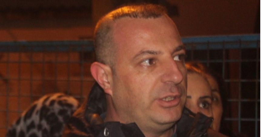 Tanık: Bina ayrılırken reflektörler çalışmadı