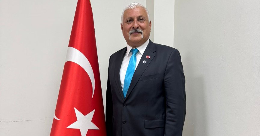 Bayrağımıza saygısızlık beraberliğimize saldırıdır