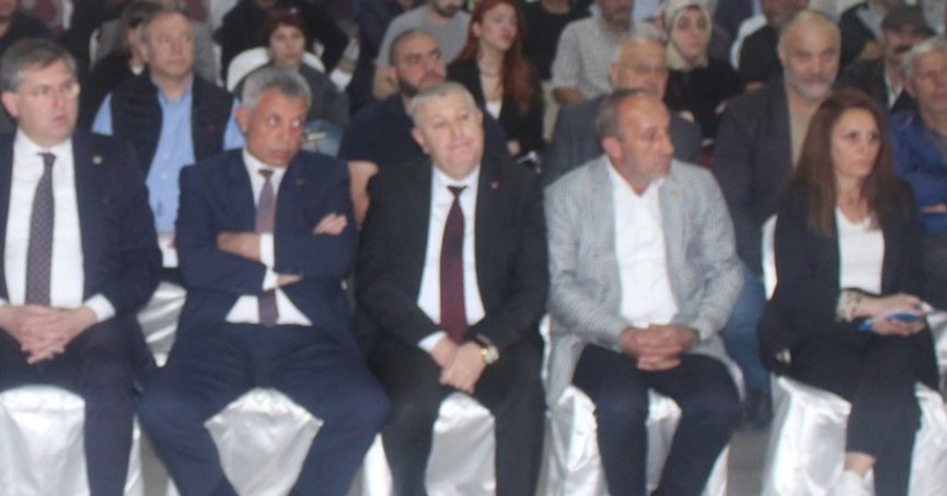 Tavşanlılıyım. Köyümde cüruf atık tesisine karşıyım