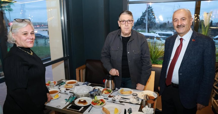 1 lira kazansın yeter ama  1 lira bile zarar etmesin