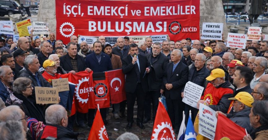 Maaşları yükseltin. Etiketleri indirin 