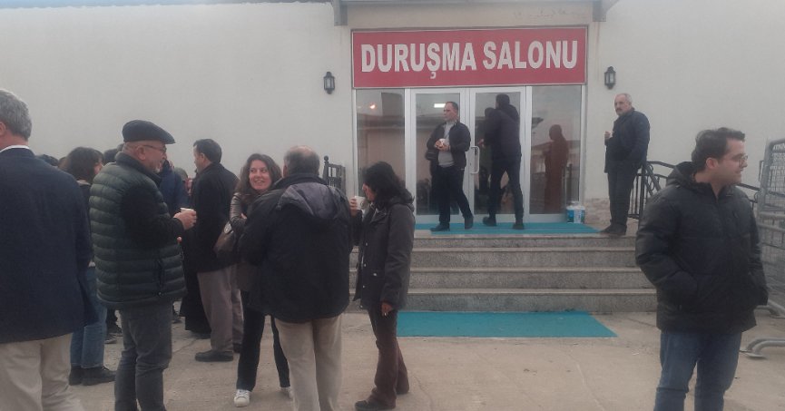 Ravive faciasında bir tahliye 