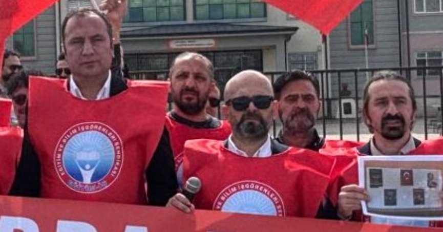 2024’te “kıyafete” takan 2026’da Atatürk’e taktı!