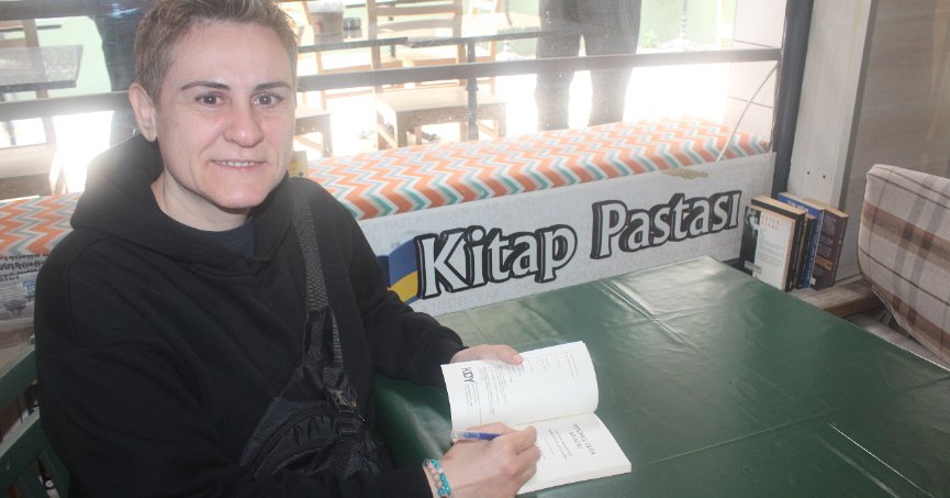 Benimle ölür müsün ile yaşatacak