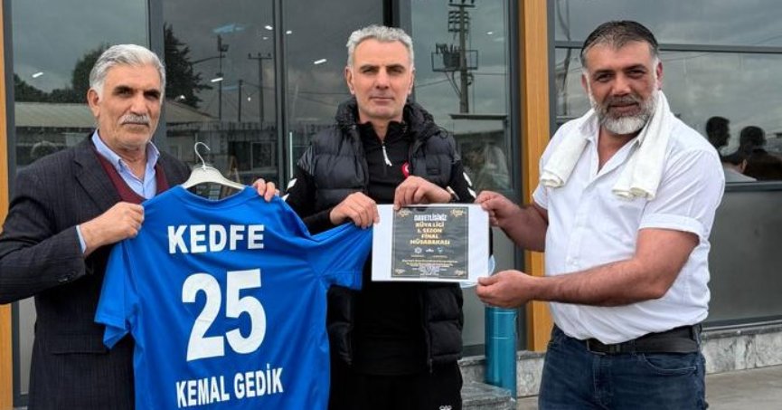 Kemal Gedik'ten Erzurumspor'a davet
