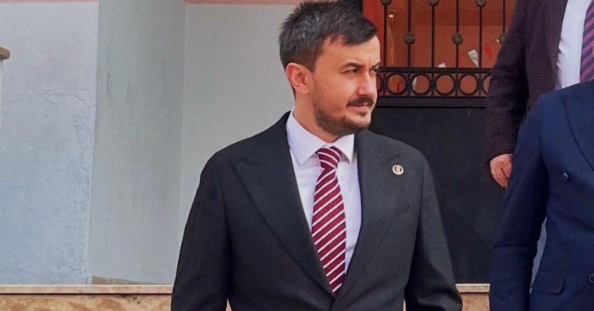 Türkoğlu sessiz sedasız  bıraktı: Desteğim sürecek