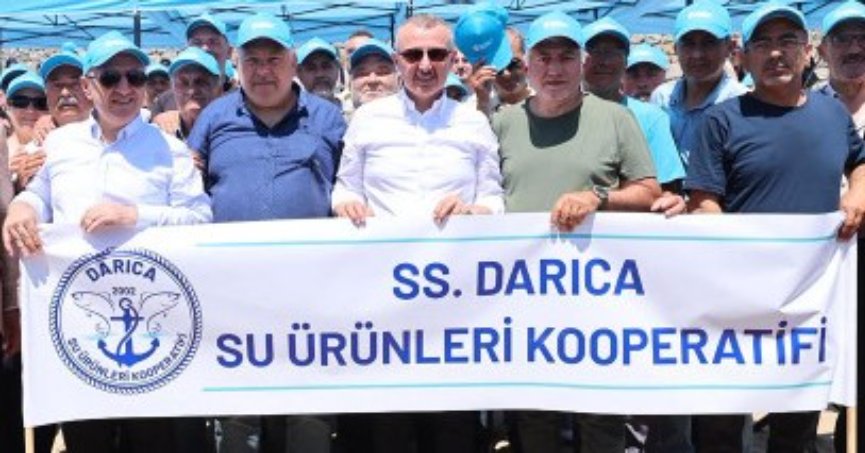 Bu yıl ilk kez Mersin Balığı da bırakıldı