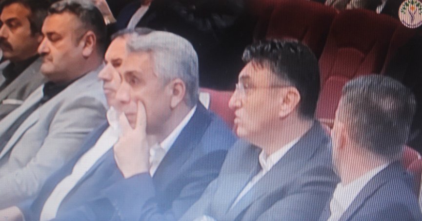Onlara bir şey olmuyor. Sofralarında bir kişi eksik