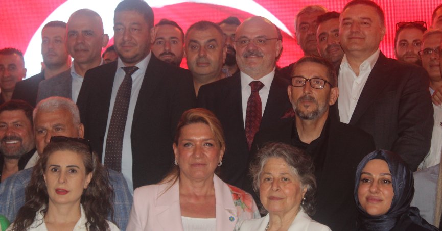Nail abisi yoktu ama ablaları geldi