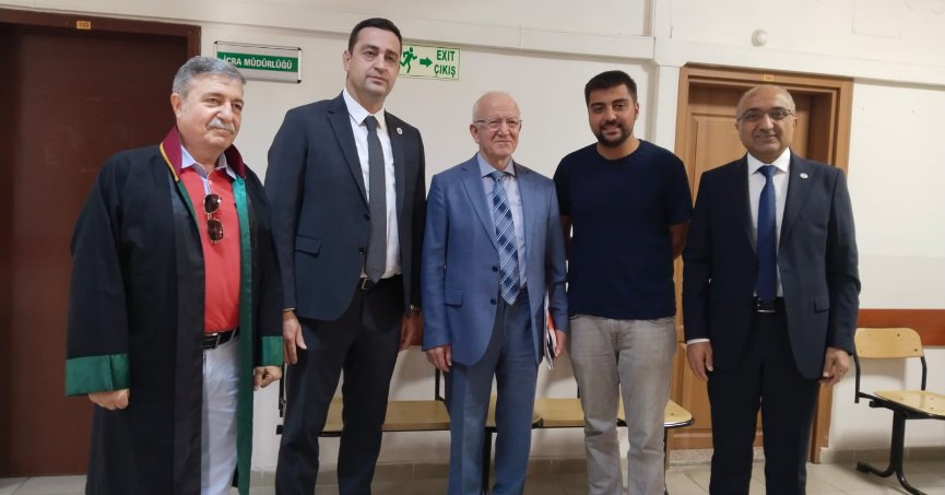 Düzeni kuranlar değil hesap soranlar yargılanıyor