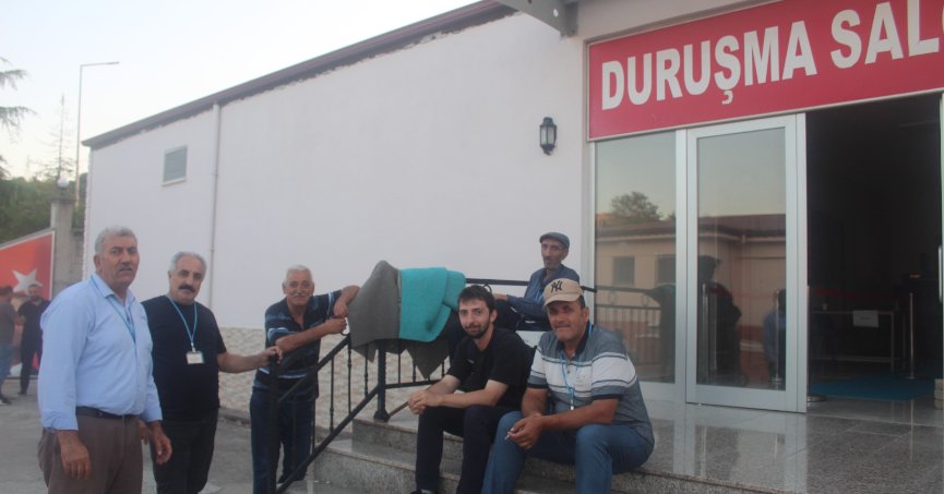 Yeni tutuk yok. Tahliye yok. Kamucular dosyaya eklendi 