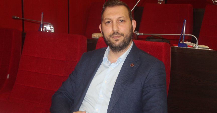 Çalışma ruhsatında ikinci ücretin iptalini istedi 