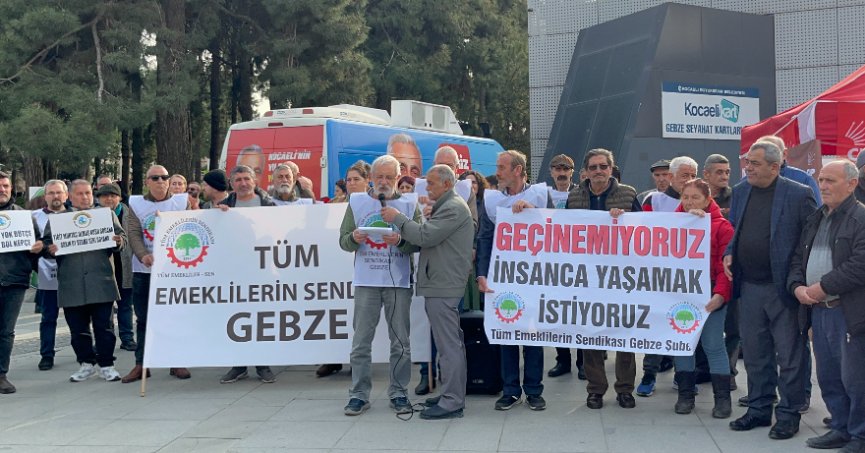 Ülkede yönetim krizi var