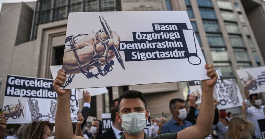 Basın Özgürlüğü Günü’ne basına baskıyla girdik 