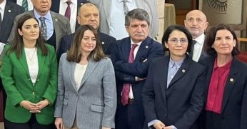 Mücadele ve direnişe omuz verin