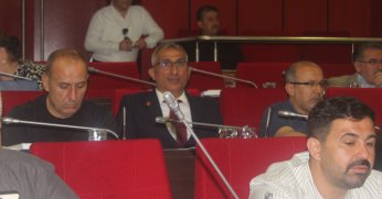 İlk icraatında Pelitli’de paralı park önerdi
