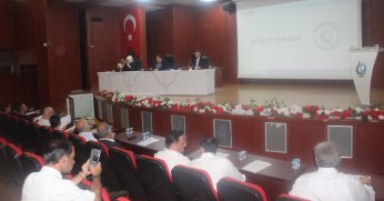 Belediye kredi kartından  caydı. Zammı eylüle erteledi