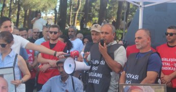  İşçi katliamı aileleri olağan şüpheli önünde 