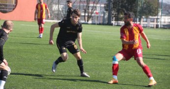 İskele dondu kaldı