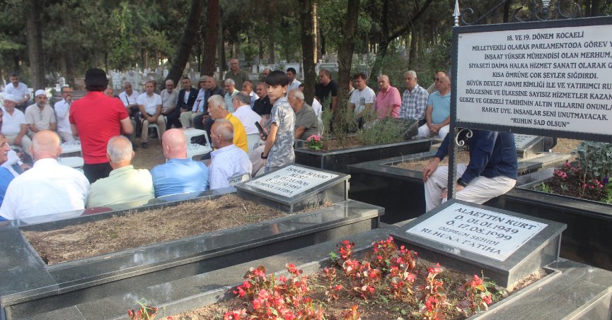 Alaettin Kurt ve deprem şehitleri anılıyor